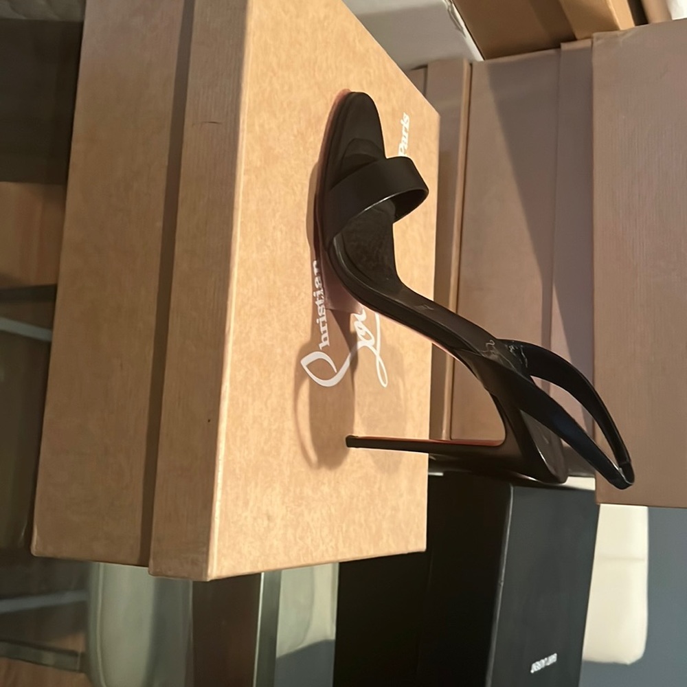 Black sandals